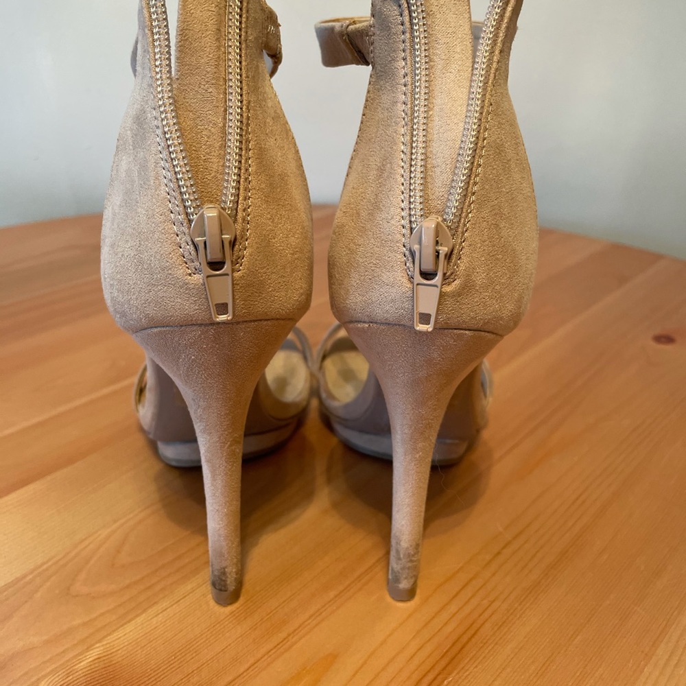 Nude faux suede pumps - Picture 2 of 5